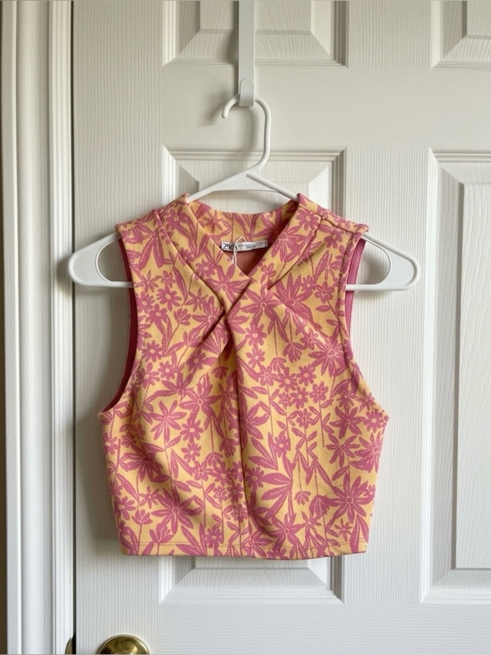 NWOT Zara Yellow & Pink Floral Twist Cross Front Sleeveless Crop Top Size S